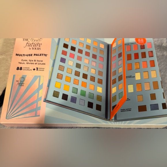 Sephora Other - Sephora Multi-Use Palette with 88 Colors